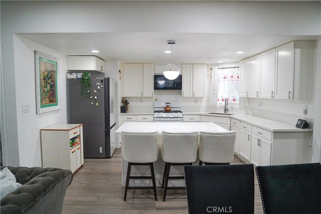777 S Temescal 120, Corona, CA 92879