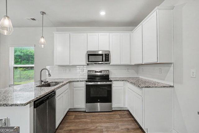 336 Wandering Brook Drive, Mcdonough, GA 30253
