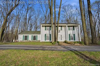 6808 Salem Road, Plymouth, MI 48170