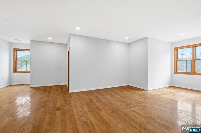176 Union Avenue 8, Rutherford, NJ 07070