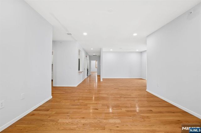 176 Union Avenue 8, Rutherford, NJ 07070