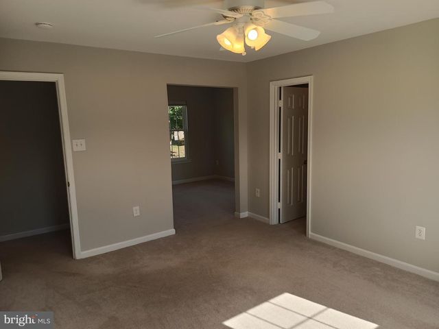 345 SILVER RIDGE DR, Sterling, VA 20164