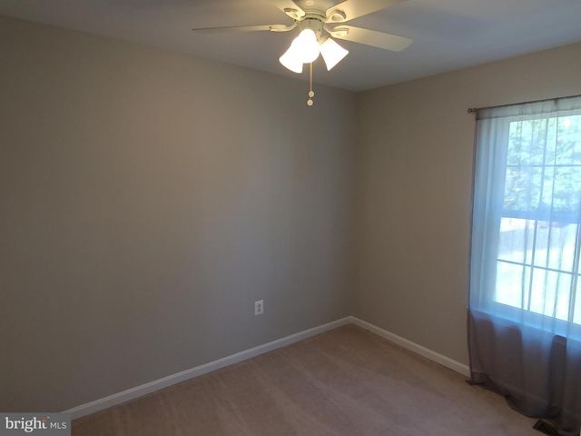 345 SILVER RIDGE DR, Sterling, VA 20164