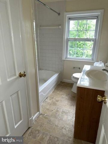220 BLANDFORD ST, Rockville, MD 20850