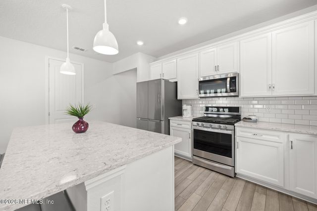 12339 CLAPBOARD BLUFF Trail, Jacksonville, FL 32226