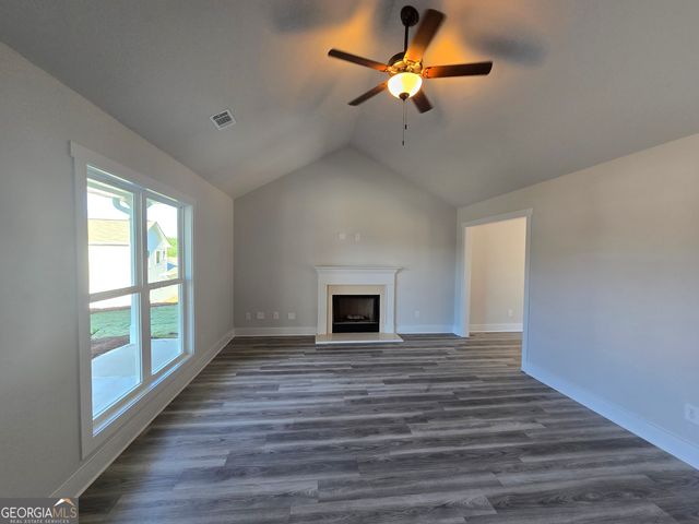 92 Armstrong Drive 87, Mansfield, GA 30055