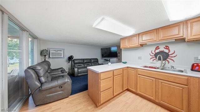505 Ohio River Road, Parkersburg, WV 26101
