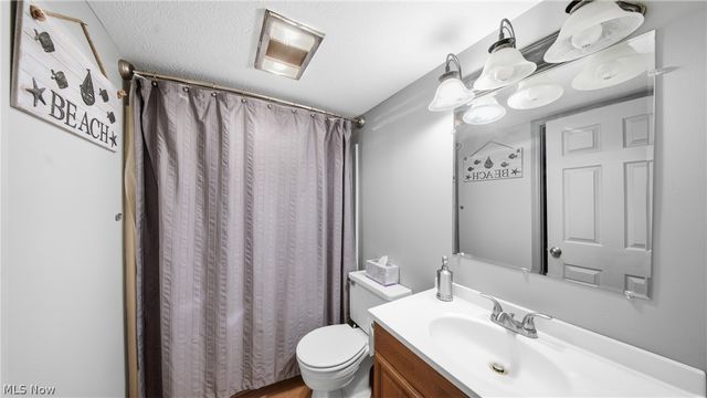 505 Ohio River Road, Parkersburg, WV 26101