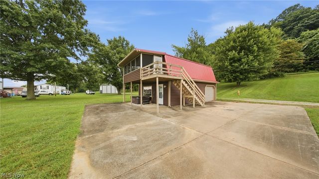 505 Ohio River Road, Parkersburg, WV 26101