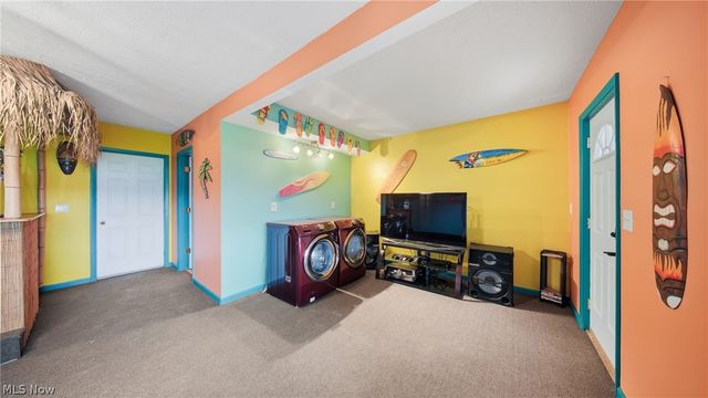505 Ohio River Road, Parkersburg, WV 26101