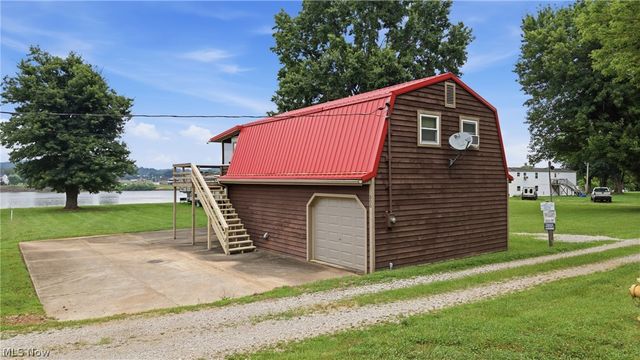 505 Ohio River Road, Parkersburg, WV 26101