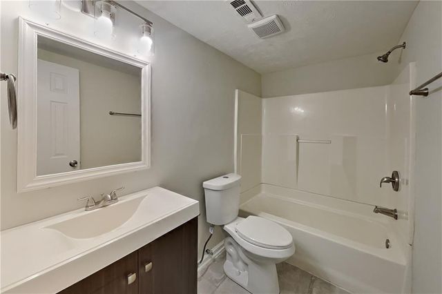 1020 Sycamore Summit, Sugar Hill, GA 30518
