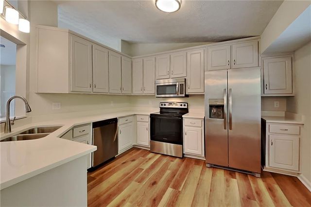 1020 Sycamore Summit, Sugar Hill, GA 30518