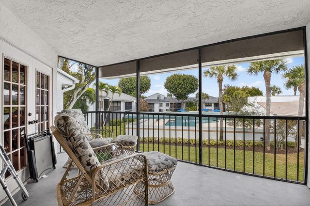 7509 Glendevon Lane 1006, Delray Beach, FL 33446