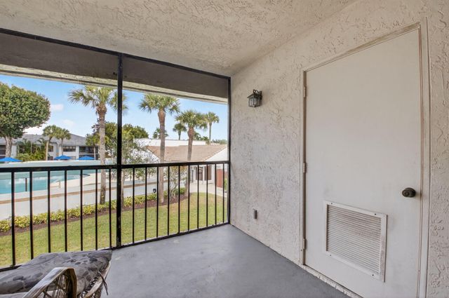 7509 Glendevon Lane 1006, Delray Beach, FL 33446