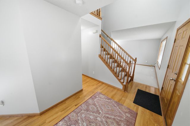 2505 Boulder Ridge Lane NW, Rochester, MN 55901