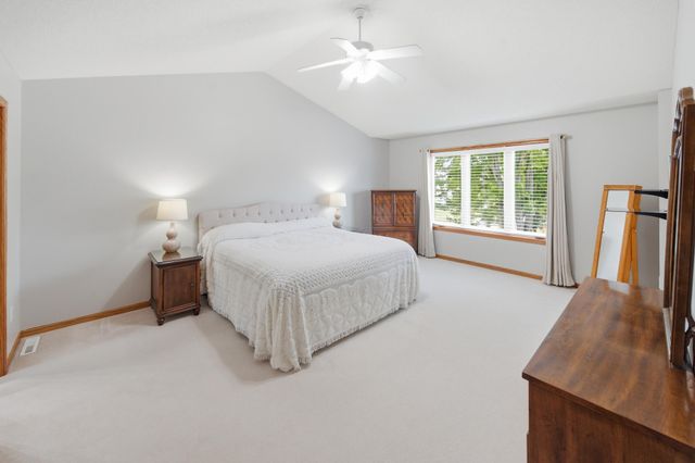2505 Boulder Ridge Lane NW, Rochester, MN 55901