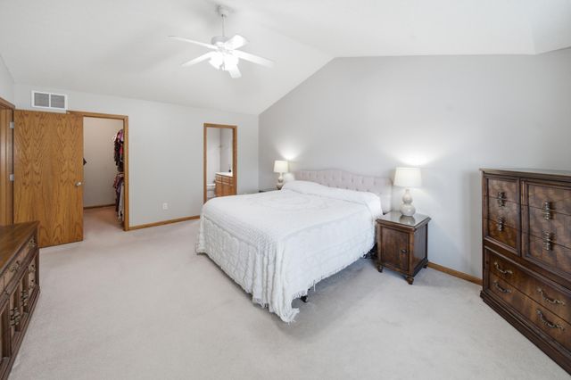 2505 Boulder Ridge Lane NW, Rochester, MN 55901