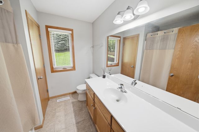 2505 Boulder Ridge Lane NW, Rochester, MN 55901