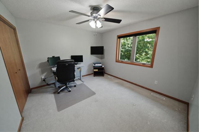 2505 Boulder Ridge Lane NW, Rochester, MN 55901