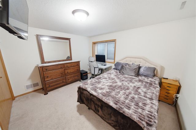 2505 Boulder Ridge Lane NW, Rochester, MN 55901