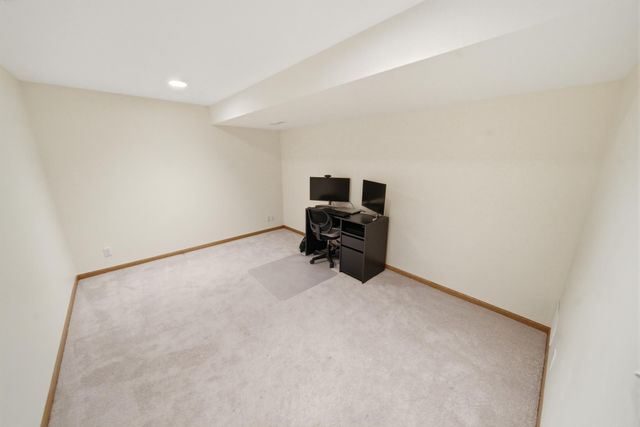 2505 Boulder Ridge Lane NW, Rochester, MN 55901
