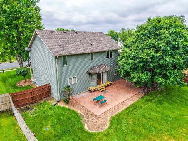 2505 Boulder Ridge Lane NW, Rochester, MN 55901