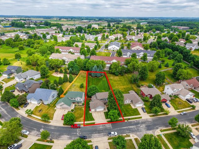 2505 Boulder Ridge Lane NW, Rochester, MN 55901