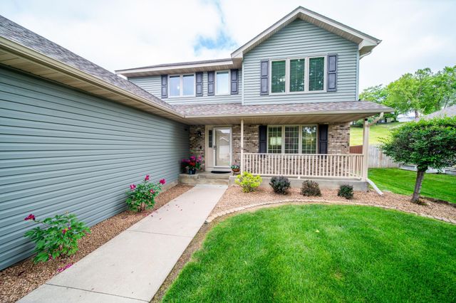 2505 Boulder Ridge Lane NW, Rochester, MN 55901