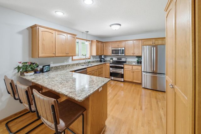 2505 Boulder Ridge Lane NW, Rochester, MN 55901