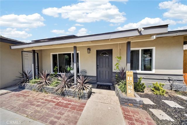 7726 Del Rosa, San Bernardino, CA 92410