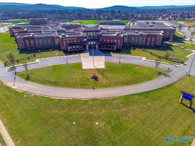 2105 Greenwood Place 8, Huntsville, AL 35802