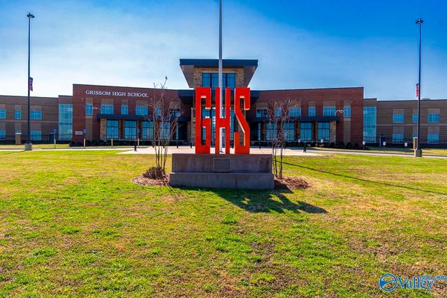 2105 Greenwood Place 8, Huntsville, AL 35802