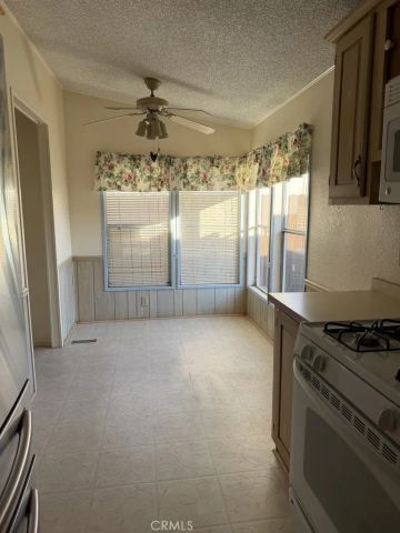 21621 Sandia 83, Apple Valley, CA 92308