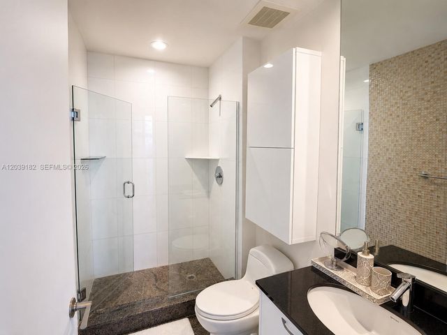 15811 Collins Avenue 701, Sunny Isles Beach, FL 33160