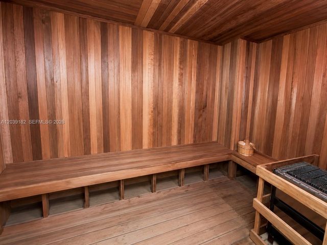 15811 Collins Avenue 701, Sunny Isles Beach, FL 33160