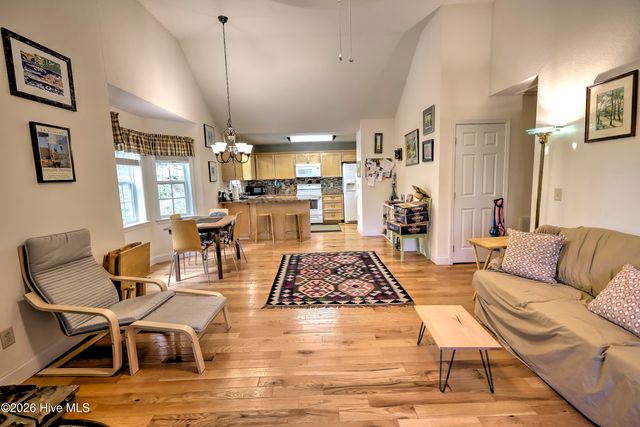 37 Gator Road, Topton, NC 28781