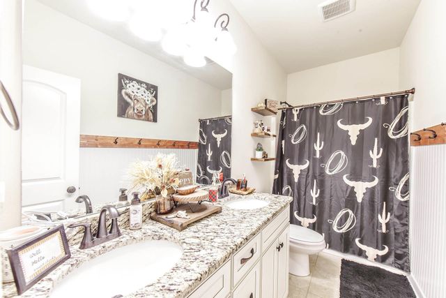 218 Madio Drive, Houma, LA 70364