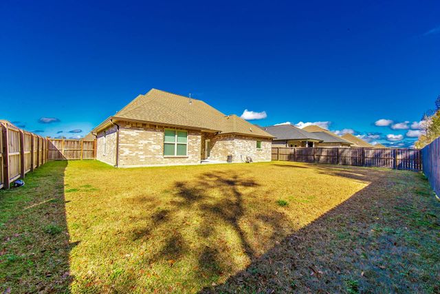 218 Madio Drive, Houma, LA 70364