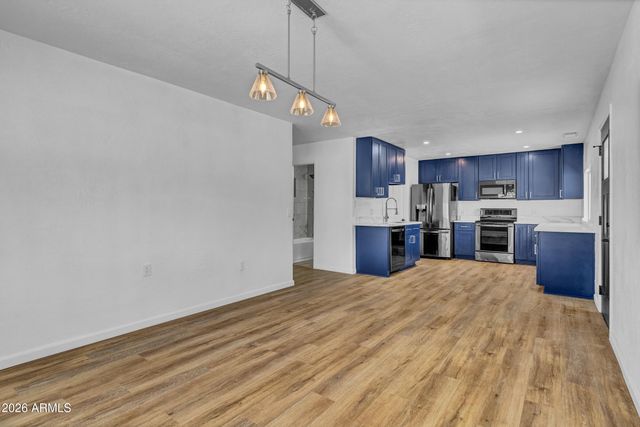 11463 N 16TH Street, Phoenix, AZ 85020