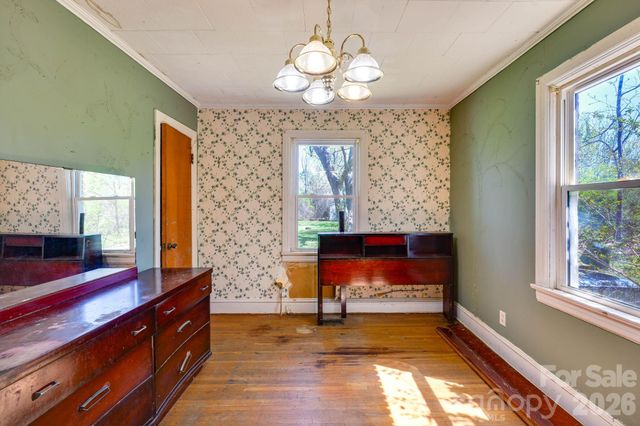 2414 N Olivers Cross Road, Newton, NC 28658