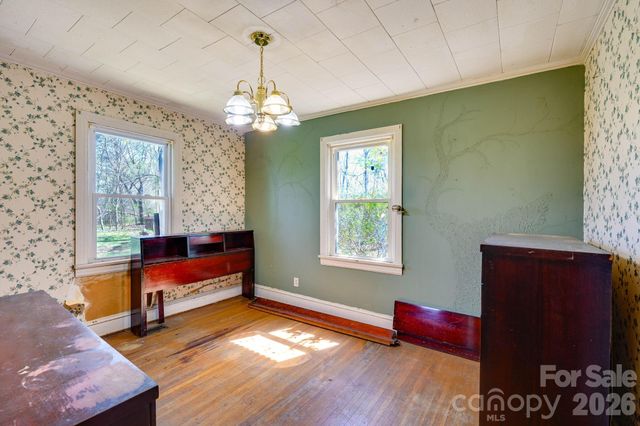 2414 N Olivers Cross Road, Newton, NC 28658