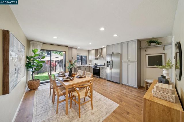 1660 San Luis Rd, Walnut Creek, CA 94597