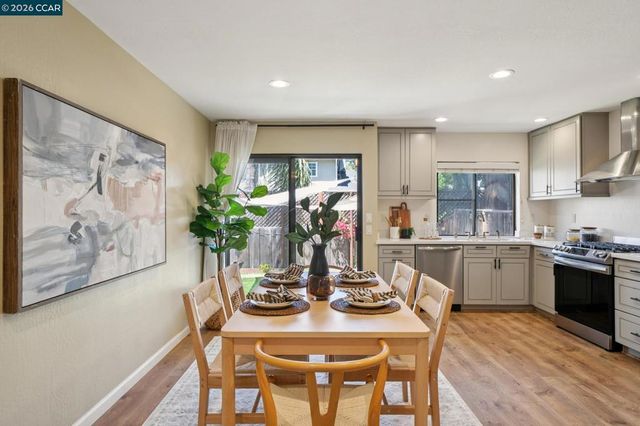 1660 San Luis Rd, Walnut Creek, CA 94597