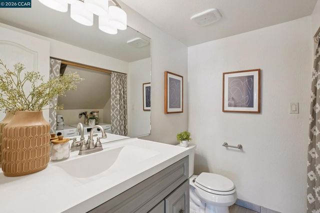 1660 San Luis Rd, Walnut Creek, CA 94597