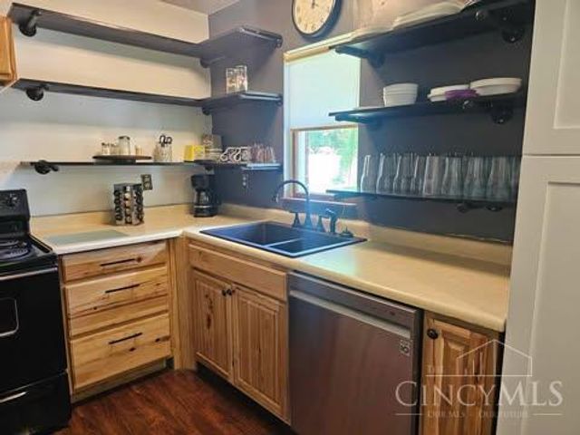 1694 Clark Drive, Goshen Twp, OH 45140