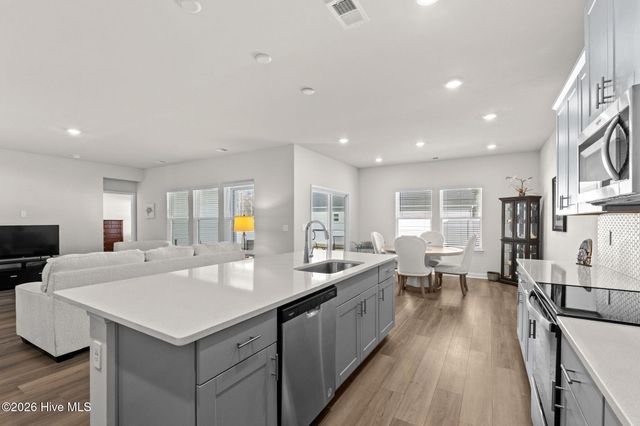 550 Tullimore Lane NW, Carolina Shores, NC 28467