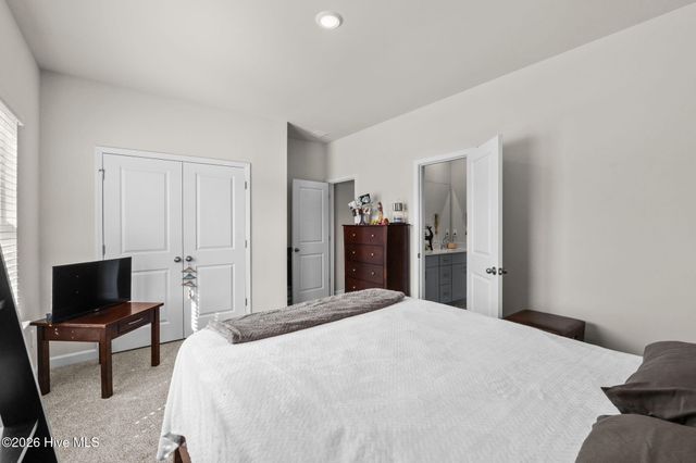 550 Tullimore Lane NW, Carolina Shores, NC 28467