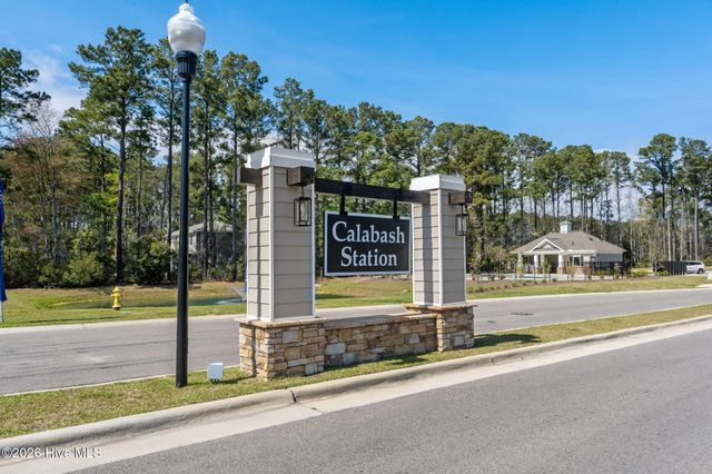 550 Tullimore Lane NW, Carolina Shores, NC 28467
