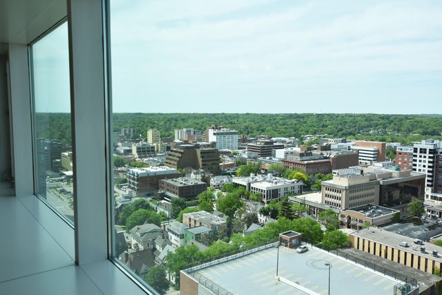 555 E William Street 20i, Ann Arbor, MI 48104
